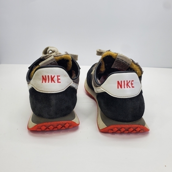 Nike Waffle Trainer 2 Youth Size 4.5 Shoes DC6477 005 - Picture 2 of 13